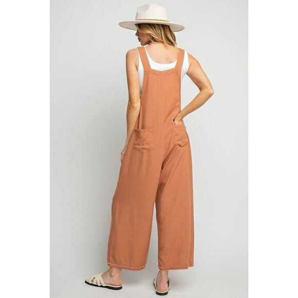 The Kate Linen Oversized Overalls in Cinnamon - Picture 5 of 5